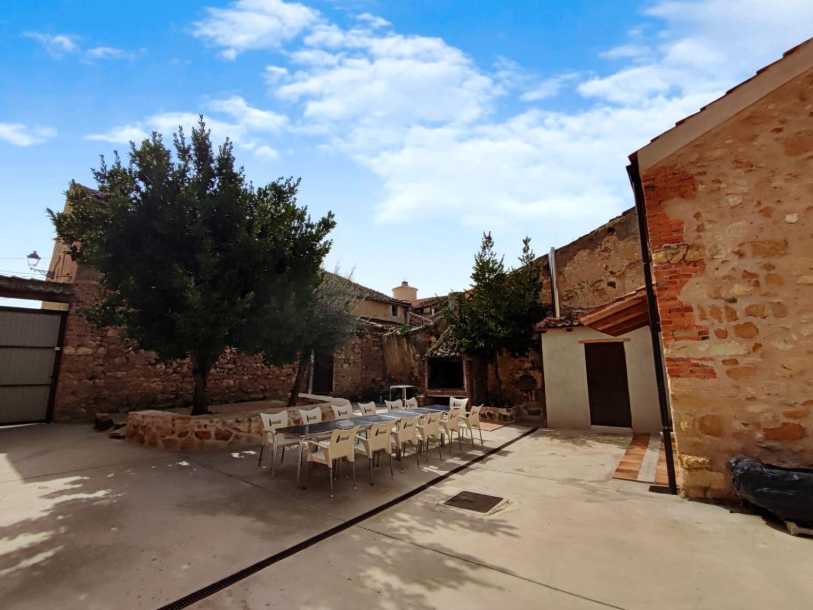 Alojamiento Turistico Los Laureles Segovia Esterno foto